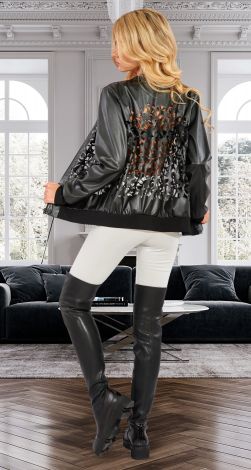 Стильна ажурна курточка