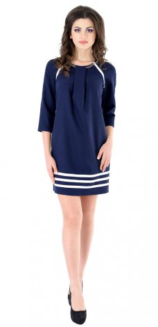 Краивое платье свободного кроя с карманами