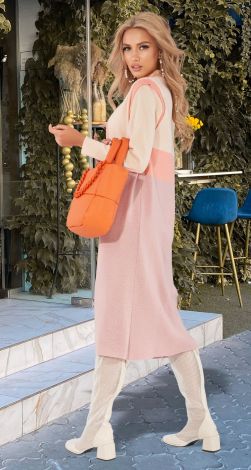 Костюми жіночі