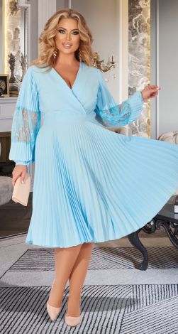 Elegant plus size pleated dress
