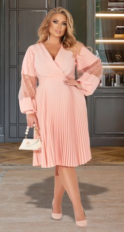 Elegant plus size pleated dress