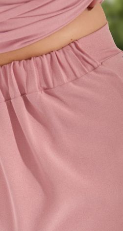 Костюмы женские