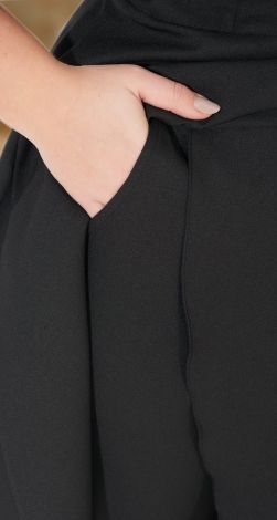 Костюмы женские