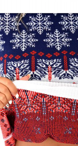 Красивый мужской свитер