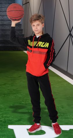 Спортивный костюм на мальчика