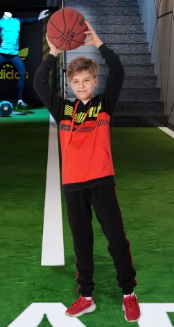 Спортивный костюм на мальчика