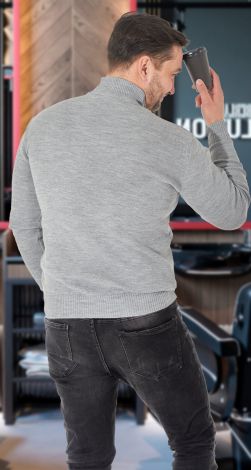 Мужской свитер