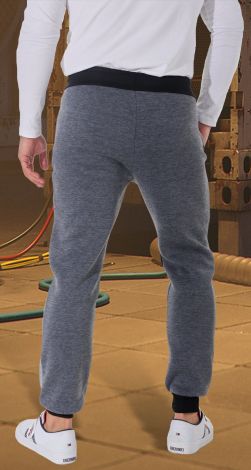 Спортивные брюки