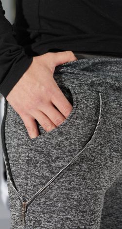 Спортивные брюки