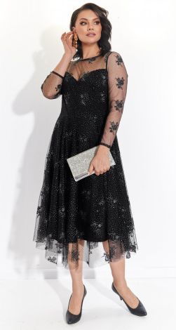 Elegant dress of large size