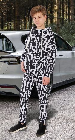 Стильный костюм