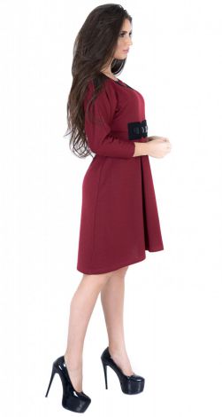 Сукня з камінням