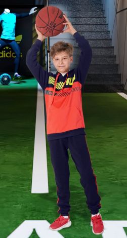 Спортивный костюм на мальчика