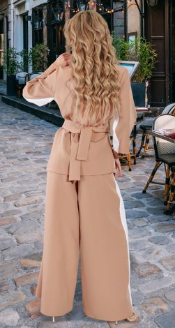 Костюм зі штанами палаццо