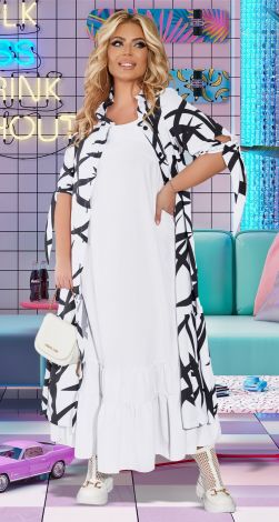 Костюмы женские