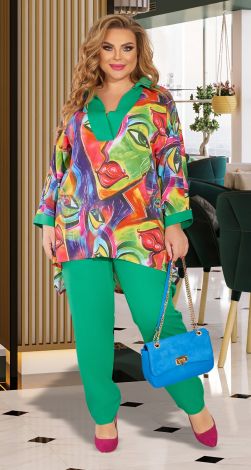 Стильний брючний костюм великого розміру