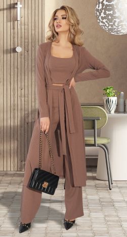 Костюми жіночі