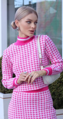 Трикотажний костюм зі спідницею