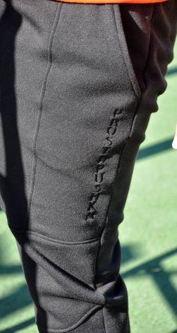 Мужские спортивные костюмы