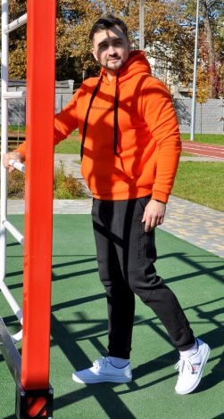 Мужские спортивные костюмы