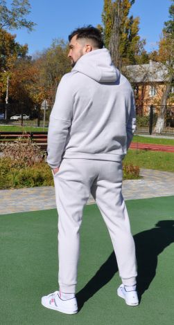 Мужские спортивные костюмы