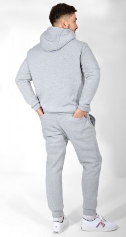 Мужские спортивные костюмы