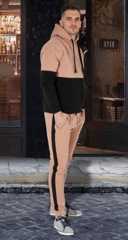 Двухцветный тёплый костюм на флисе