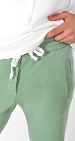 Мужские спортивные костюмы