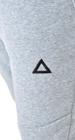 Мужские спортивные костюмы