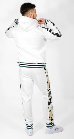 Мужские спортивные костюмы