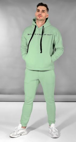 Мужские спортивные костюмы