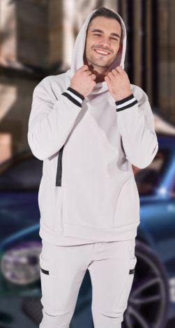 Мужские спортивные костюмы