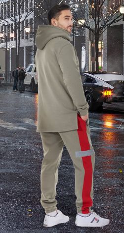 Мужские спортивные костюмы