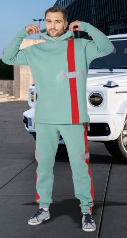 Мужские спортивные костюмы