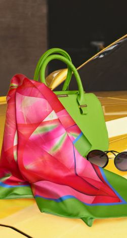 Шелковый платок