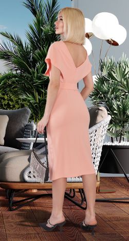 Красивое платье с поясом