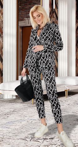 Брючний костюм з піджаком