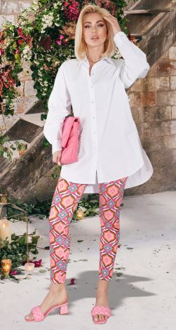 Стильні рожеві штани