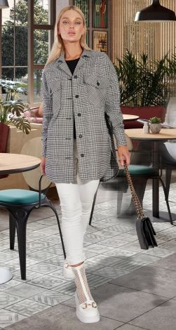 Жіночий верхній одяг