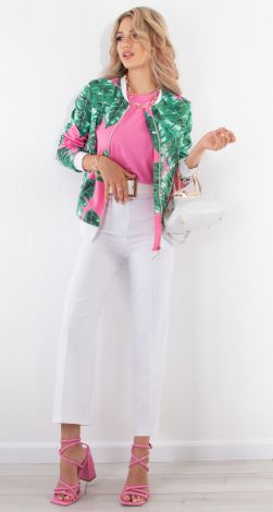 Білі розкльошені штани капрі