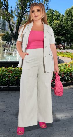 Костюми жіночі