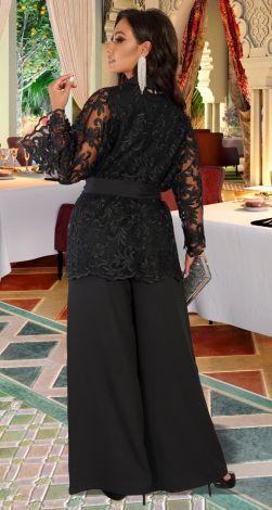 Костюми жіночі