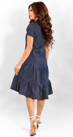 Платье с кружевом