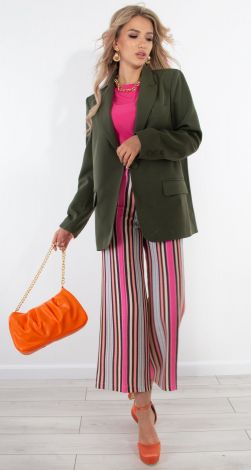 Піджак кольору хакі