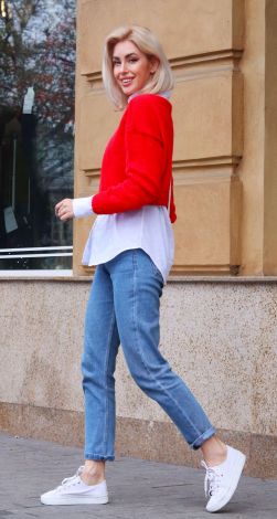 Укороченный свитер