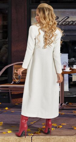 Жіночий верхній одяг