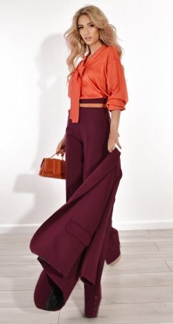 Костюми жіночі