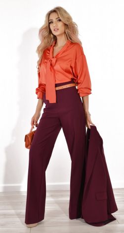 Костюми жіночі