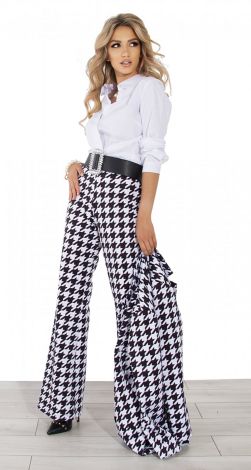 Костюми жіночі