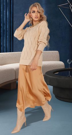 Гарний ажурний светр